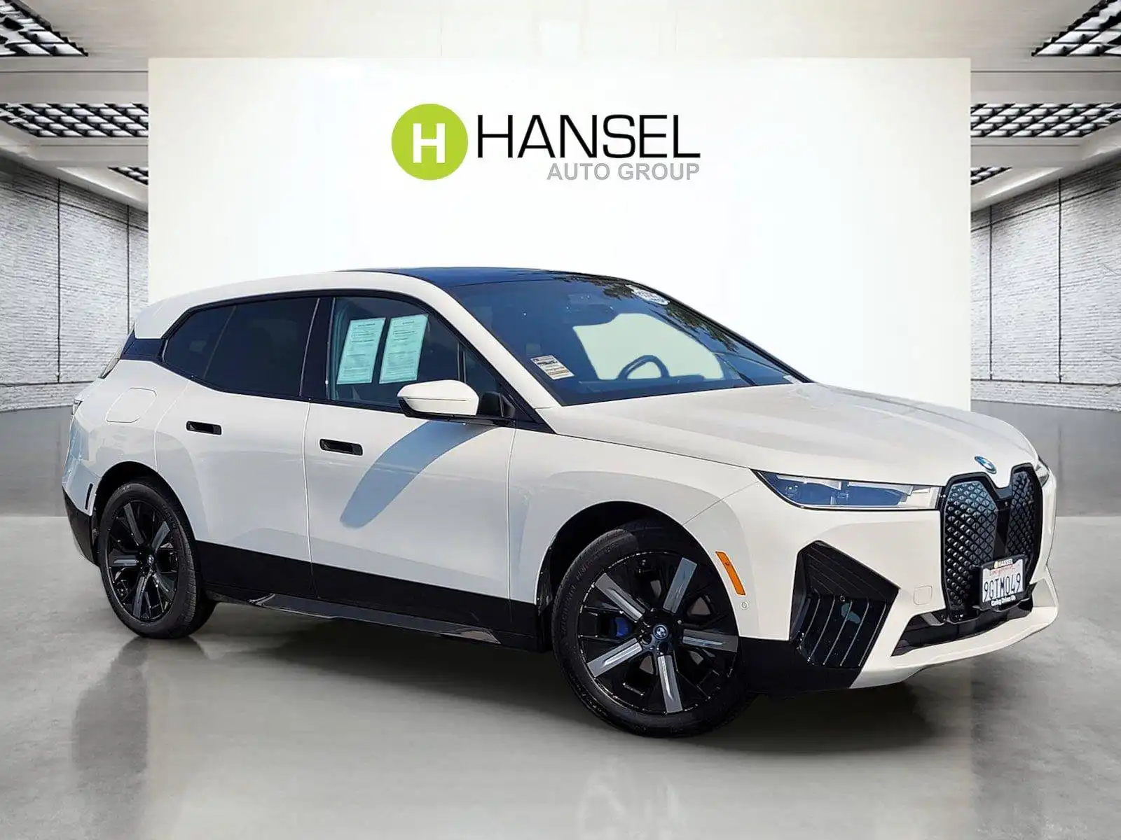 2024 BMW iX xDrive50's photo