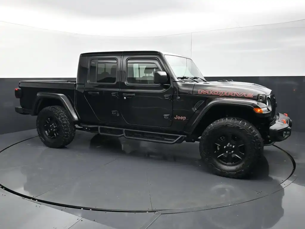 2021 Jeep Gladiator Mojave's photo