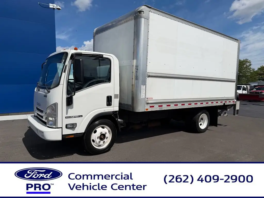 2018 Isuzu NPR-HD undefined photo 1