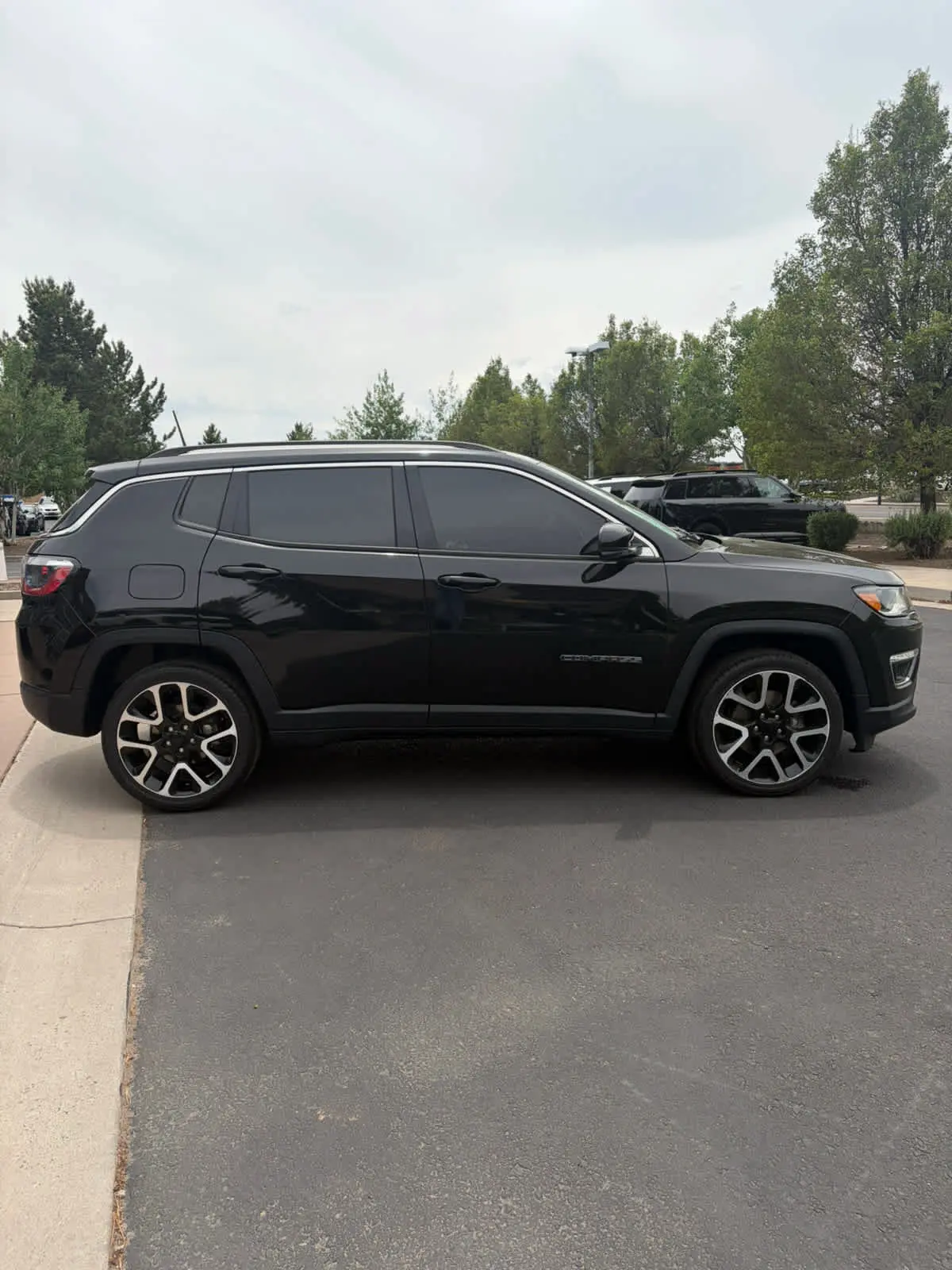 2018 Jeep Compass Limited photo 5