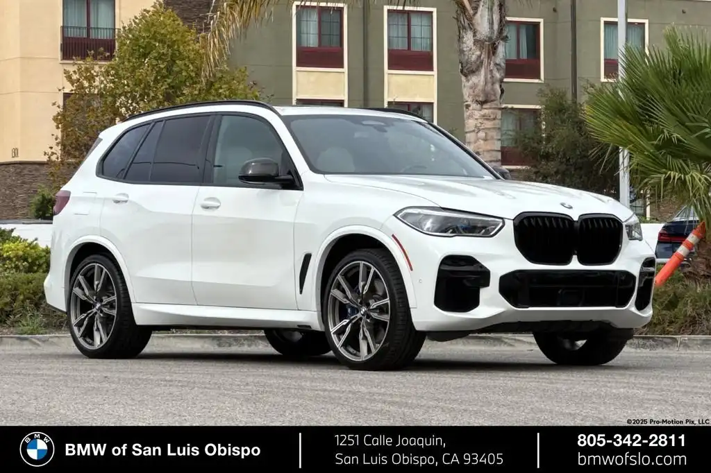 2023 BMW X5 M50i's photo