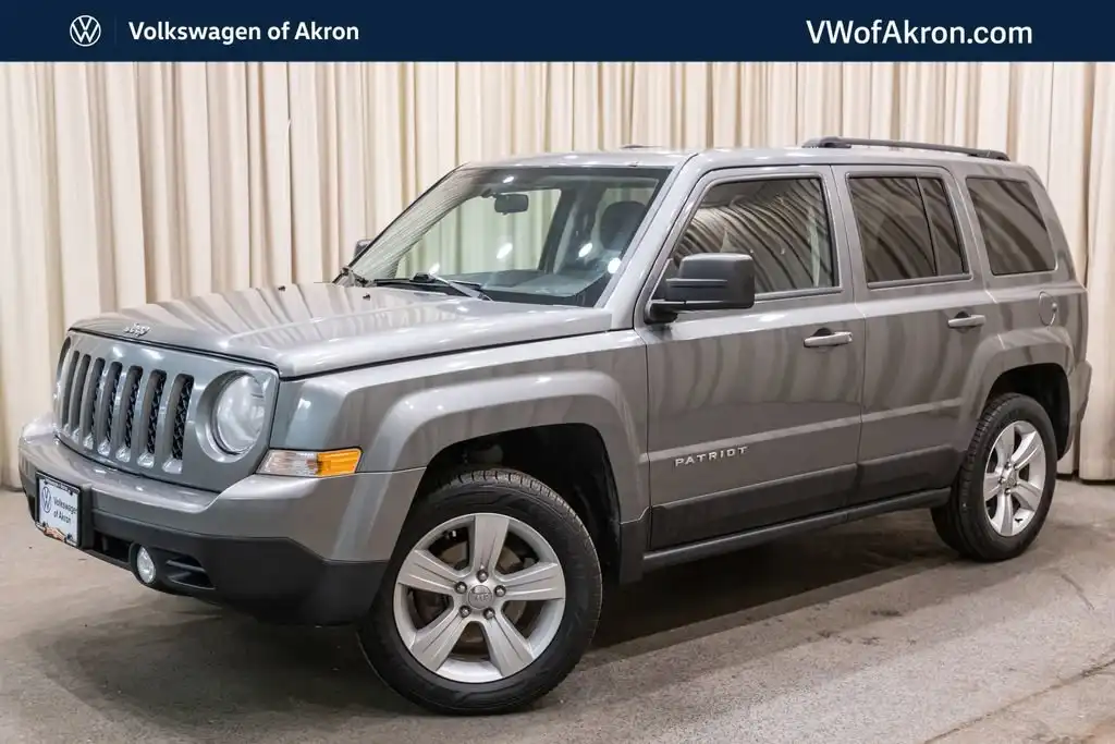 2013 Jeep Patriot Latitude's photo