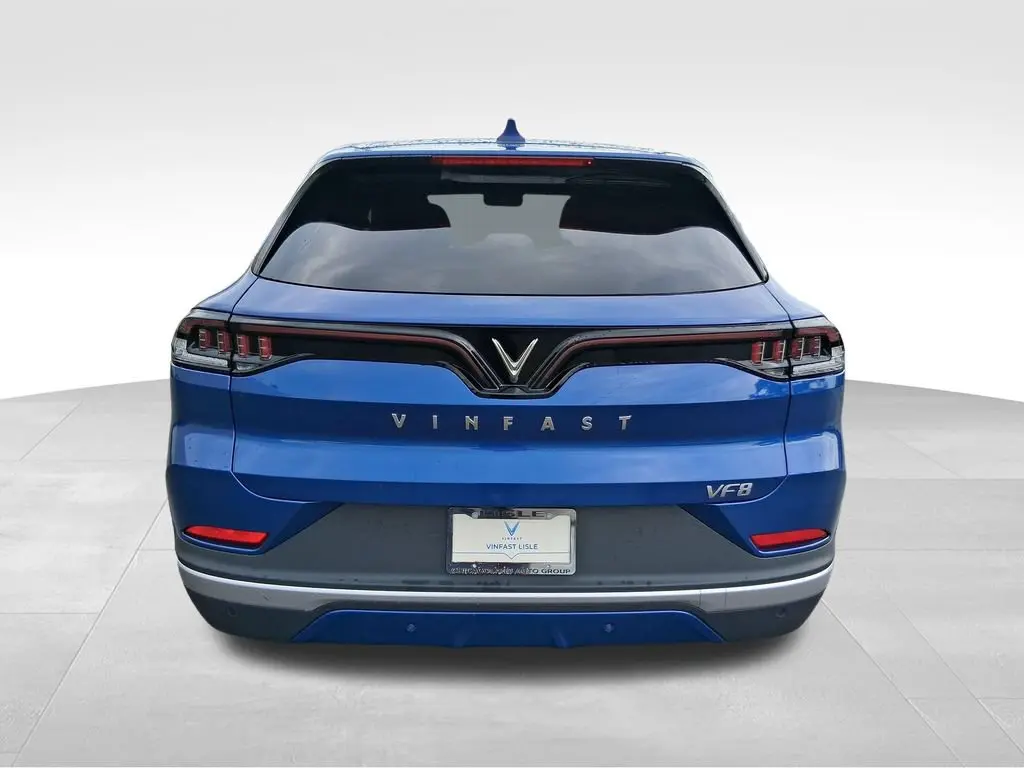 2025 VinFast VF 8 Plus Standard Range photo 5