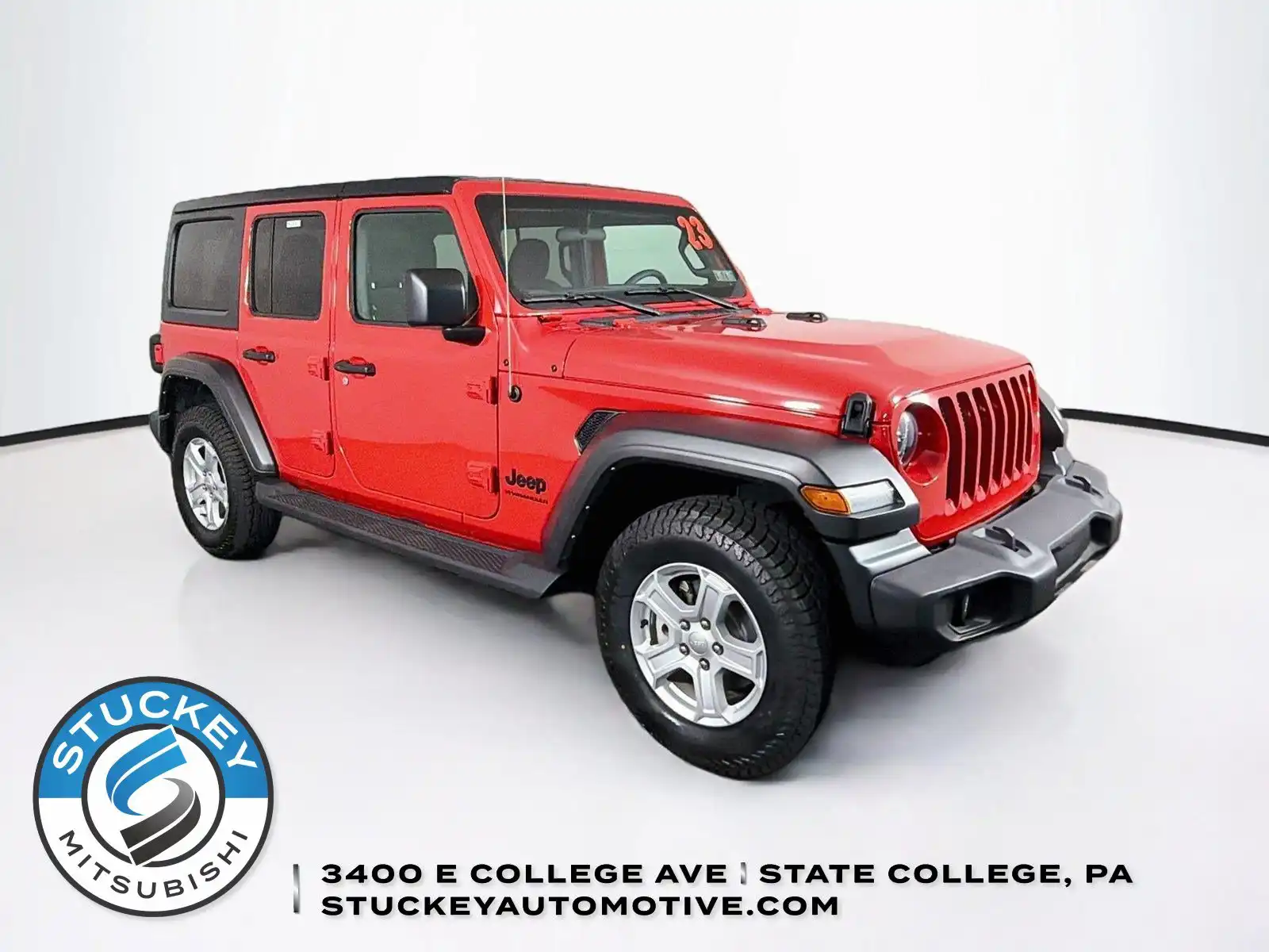 2023 Jeep Wrangler Sport S's photo