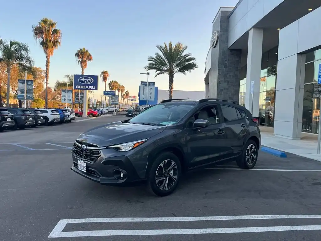 2024 Subaru Crosstrek Premium CVT's photo