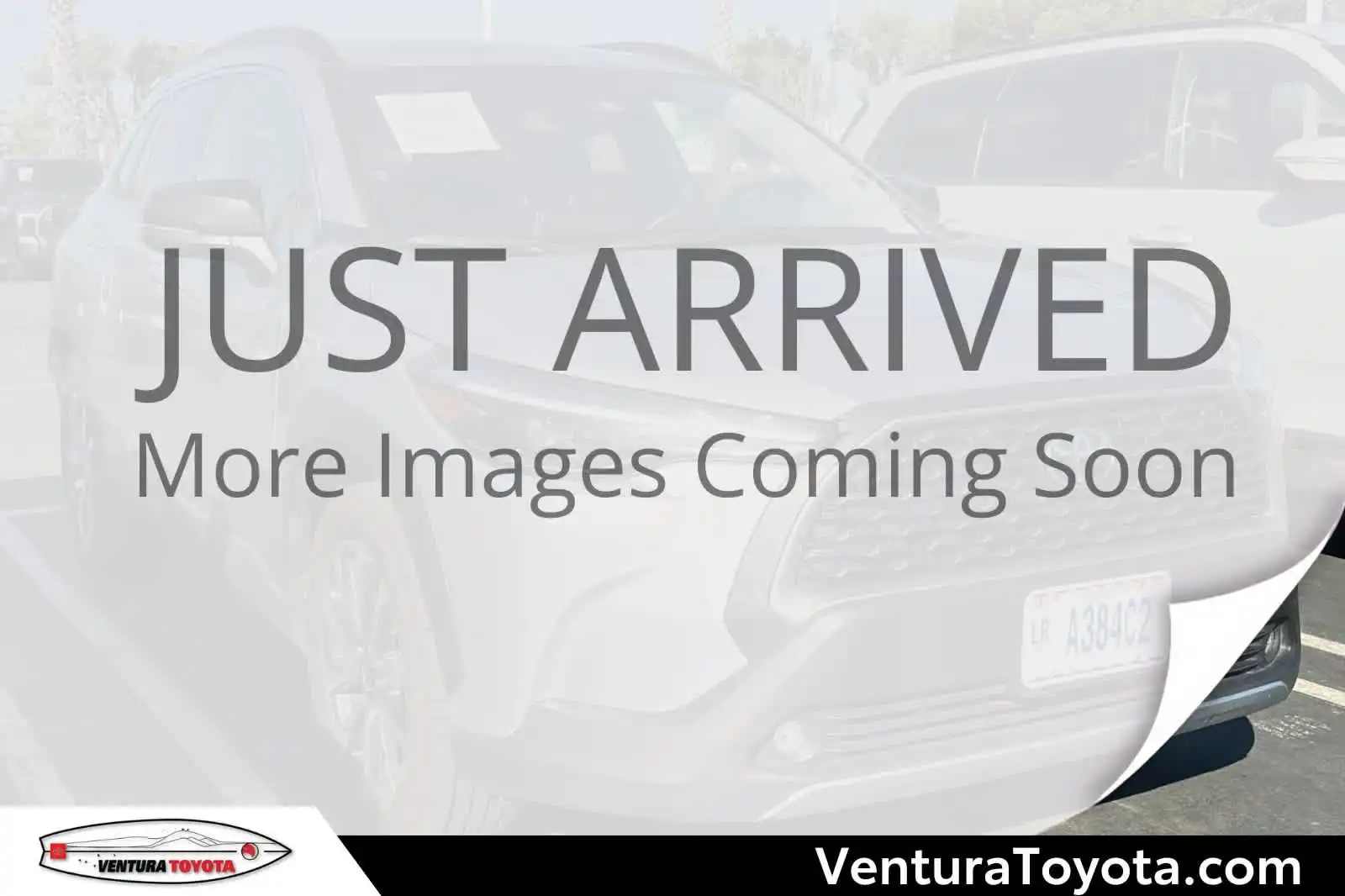 2025 Toyota Corolla Cross XLE FWD's photo
