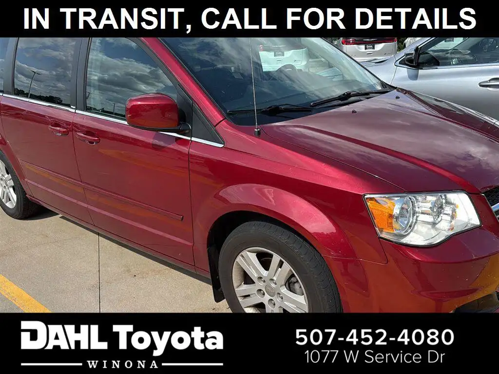 2011 Dodge Grand Caravan Crew FWD's photo