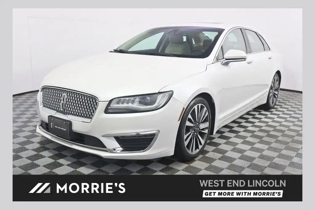 2017 Lincoln MKZ Reserve AWD's photo