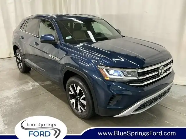 2021 Volkswagen Atlas Cross Sport 2.0T SE's photo