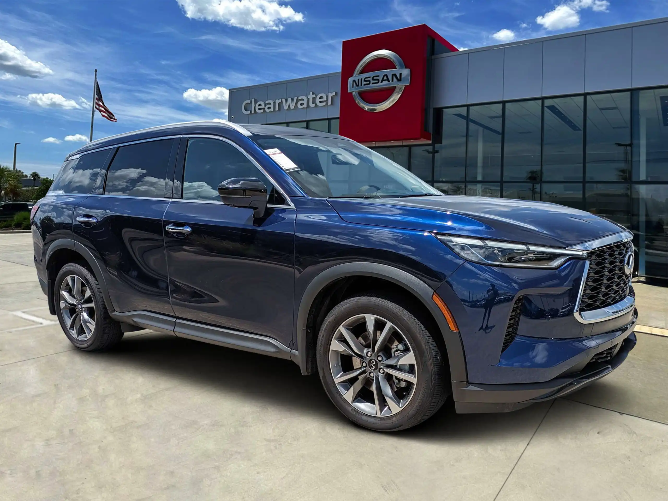 2025 INFINITI QX60 LUXE AWD's photo