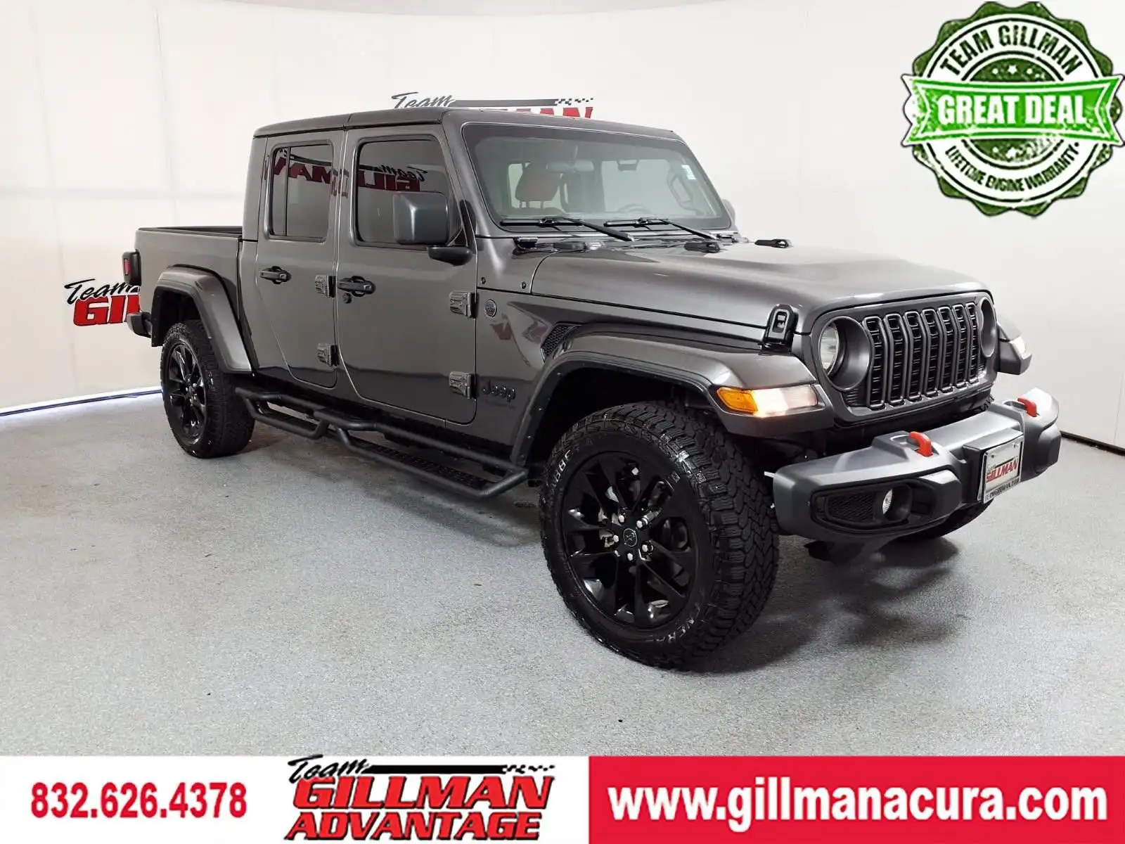 2025 Jeep Gladiator Nighthawk Auto's photo