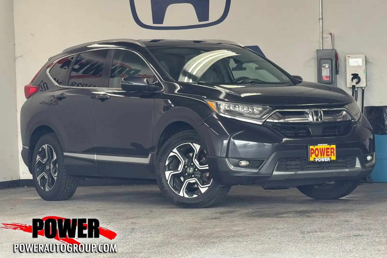 2018 Honda CR-V Touring AWD's photo