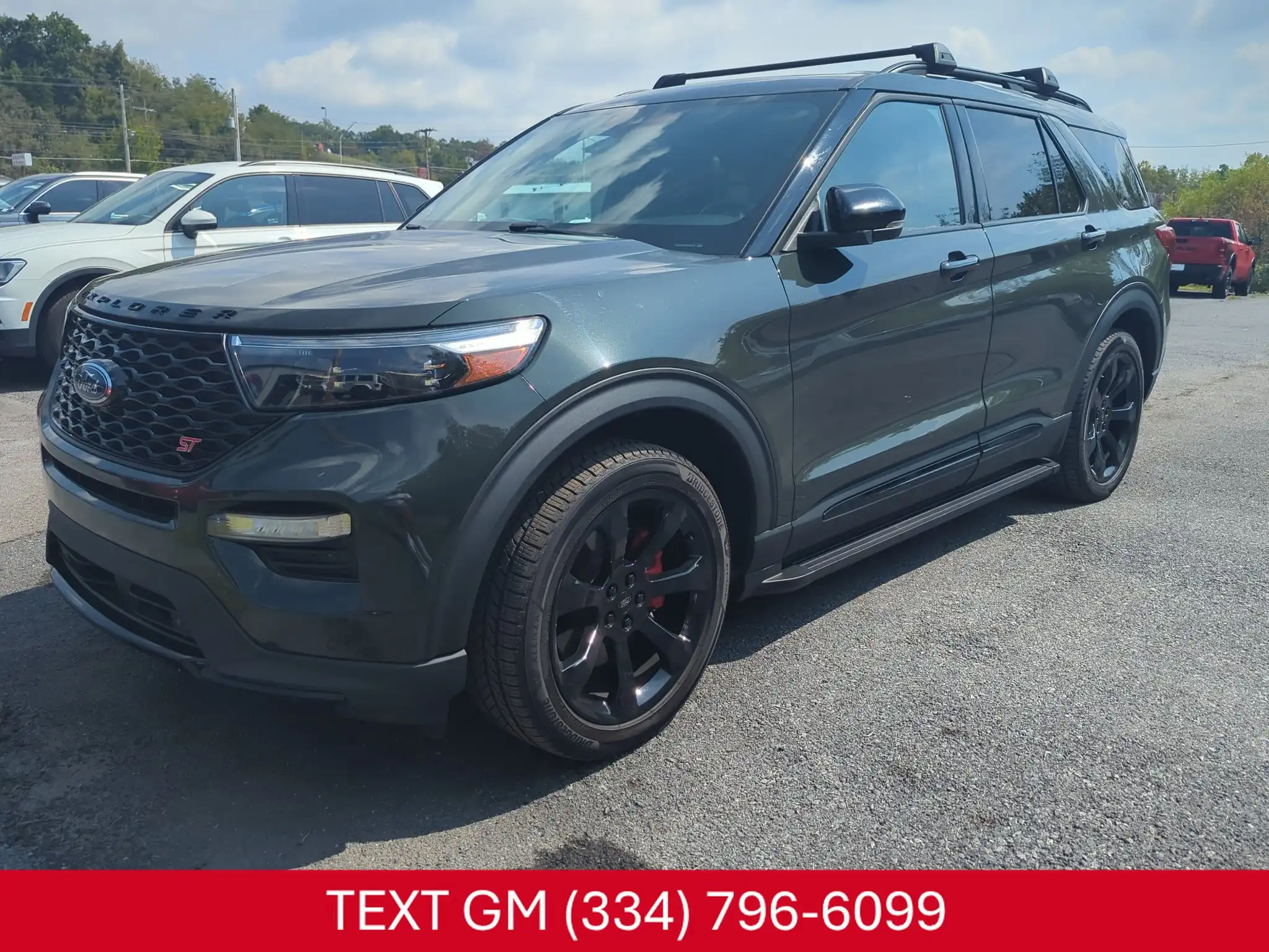 2022 Ford Explorer ST 4WD's photo