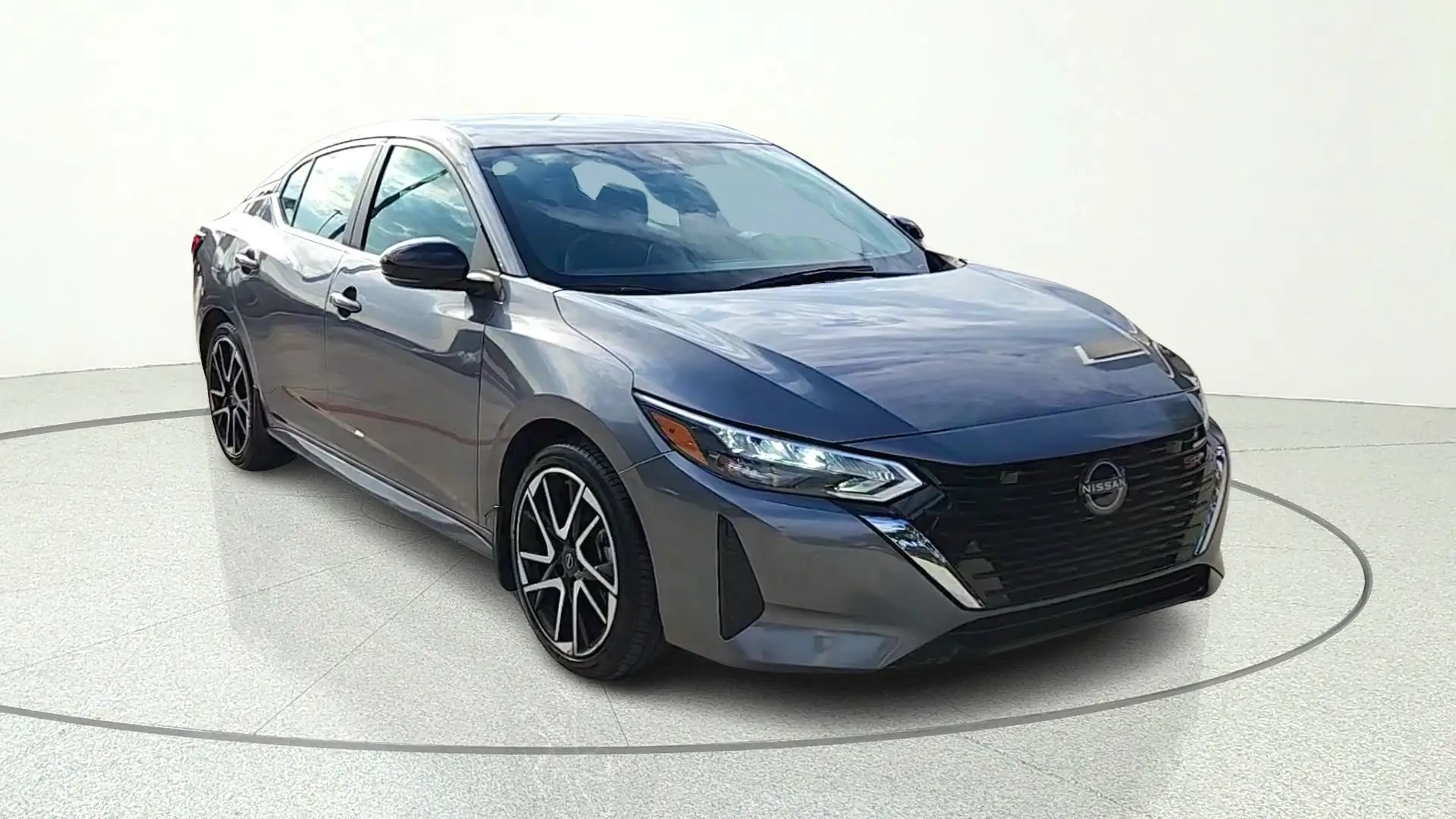 2025 Nissan Sentra SR CVT photo 1