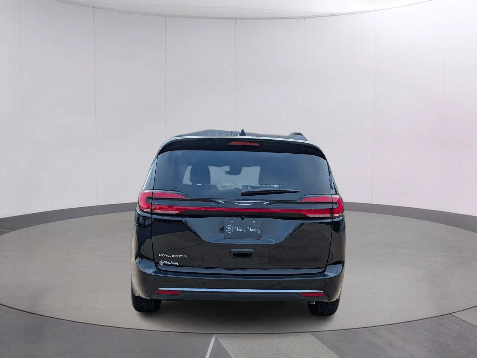 2027 Chrysler Pacifica Select photo 4