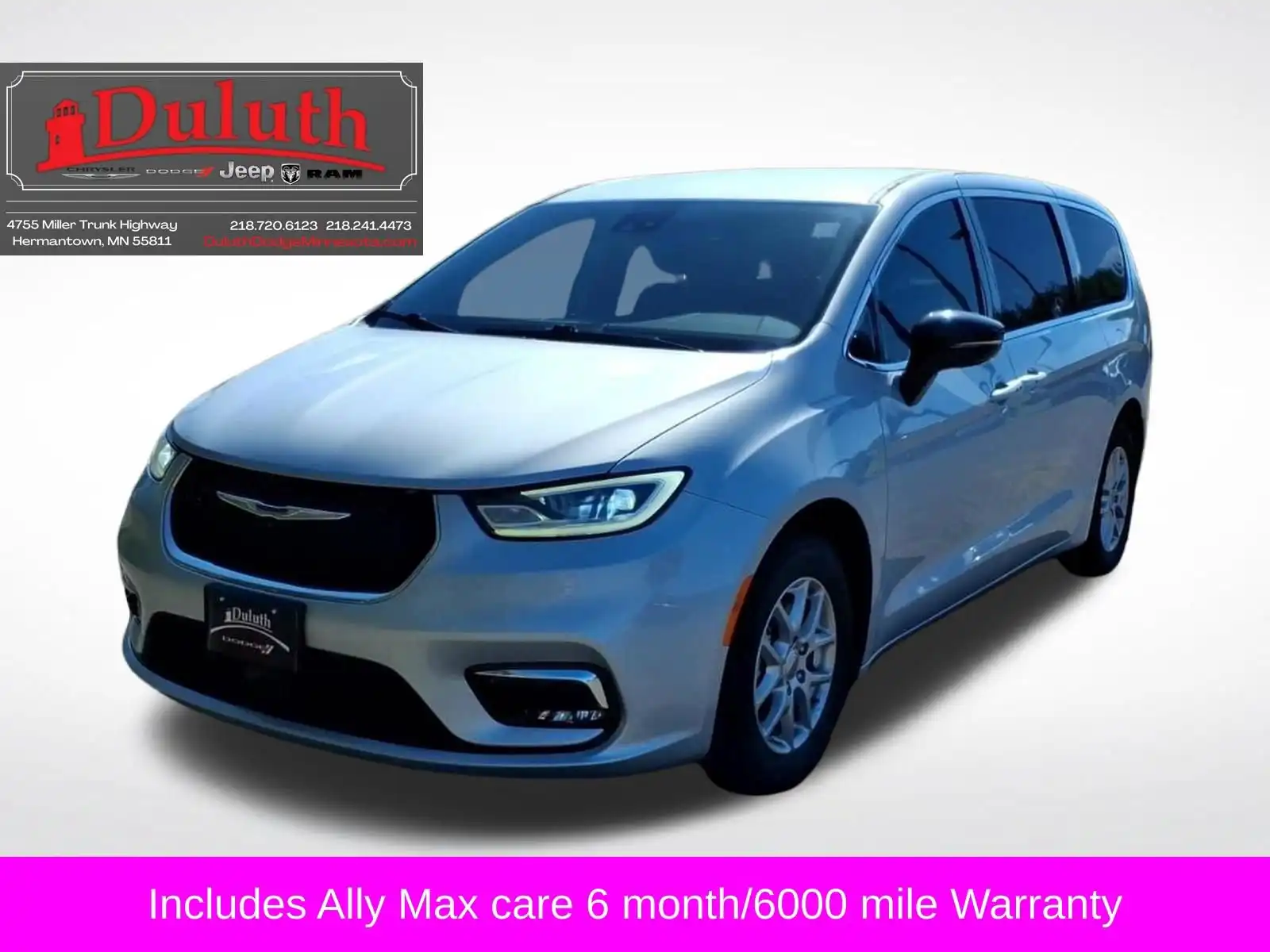 2024 Chrysler Pacifica Touring L's photo