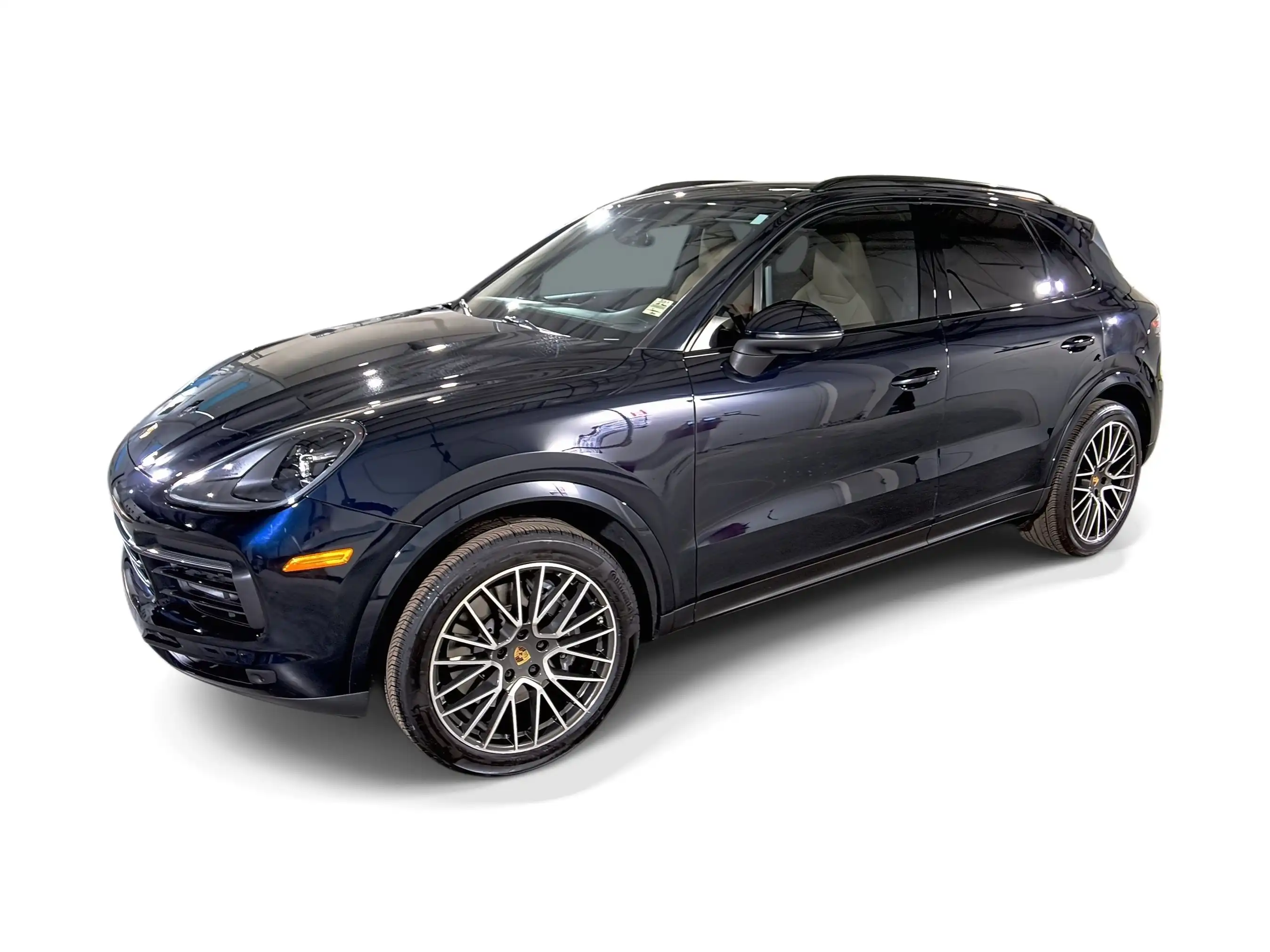 2023 Porsche Cayenne Platinum Edition's photo