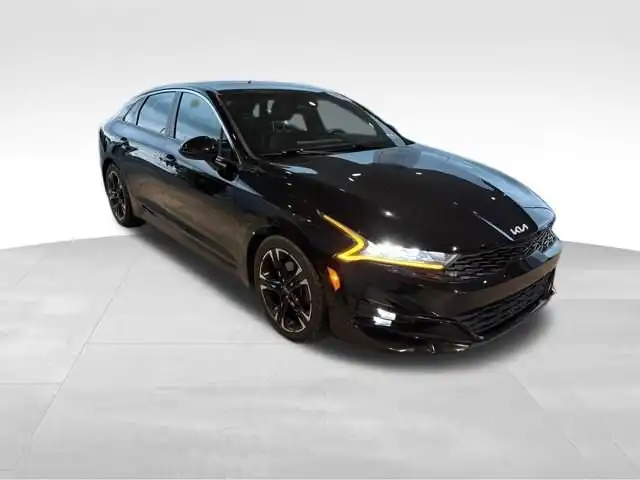 2022 Kia Optima GT-Line AWD's photo