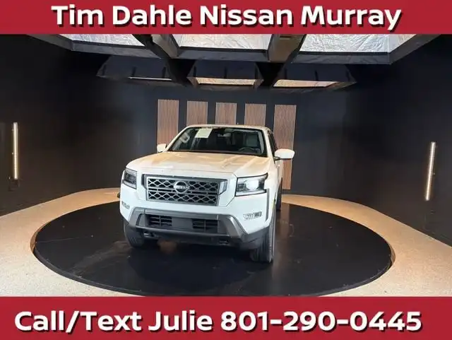 2024 Nissan Frontier SL Crew Cab 4WD's photo