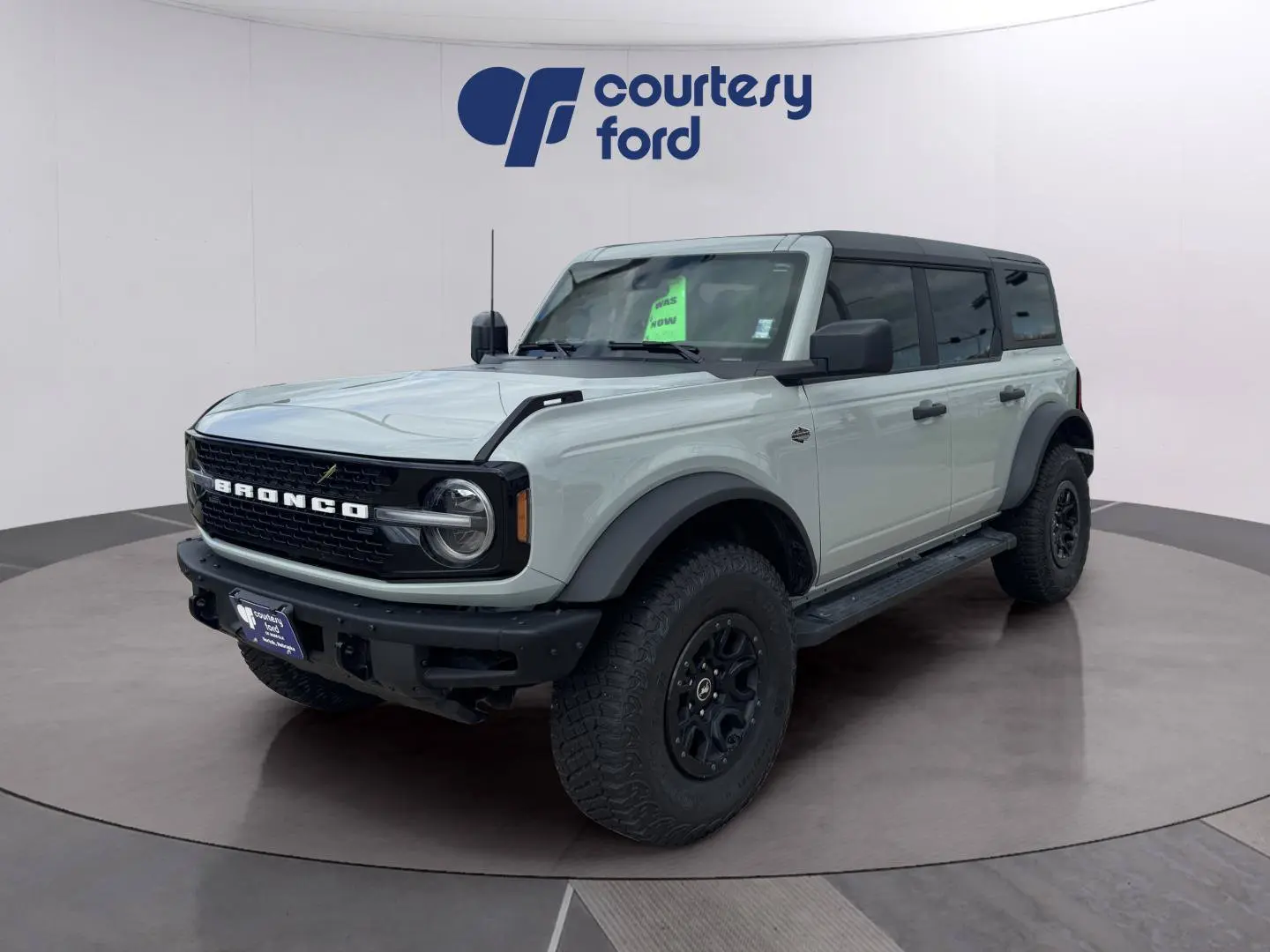 2024 Ford Bronco Wildtrak 4x4 photo 3