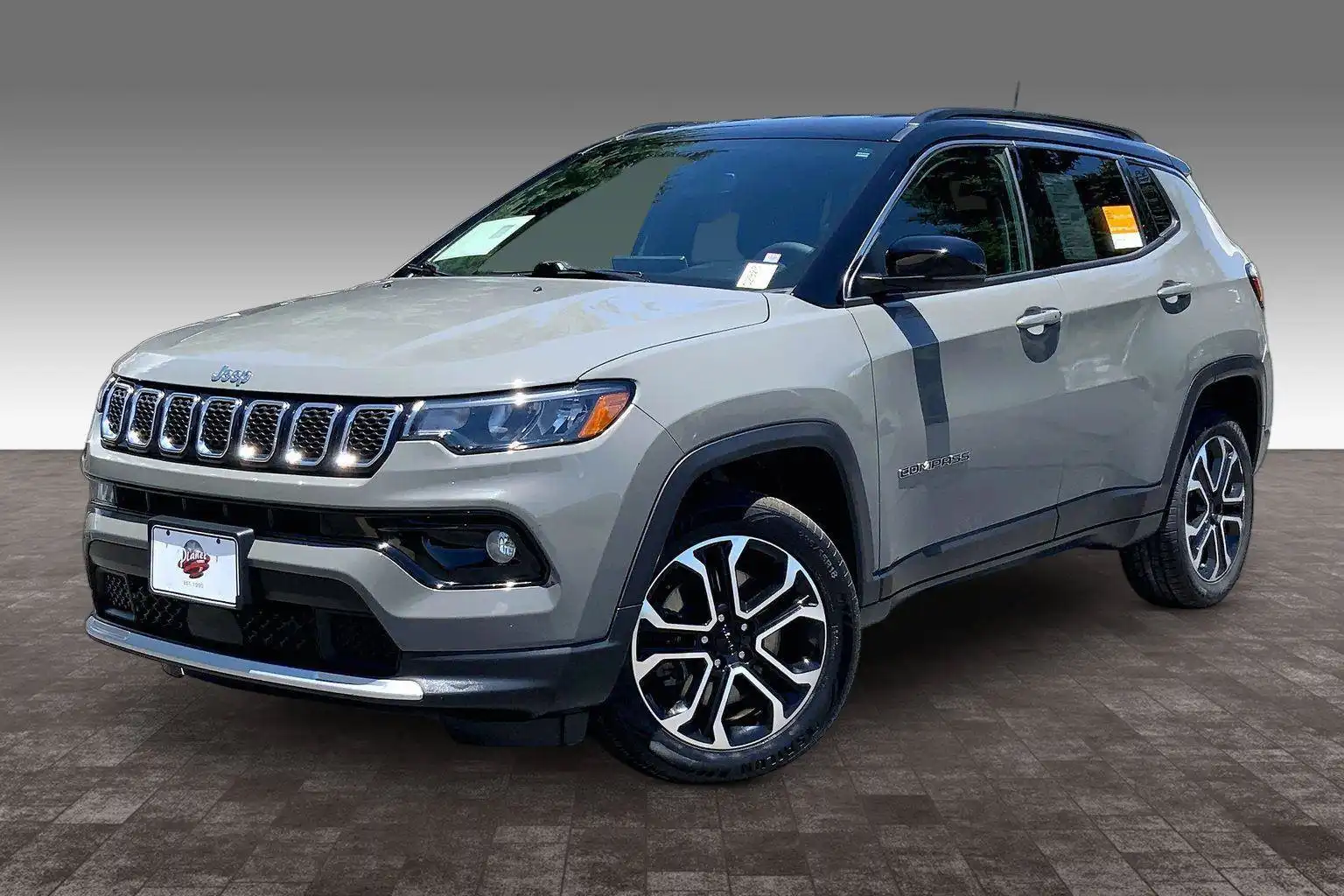 2023 Jeep Compass Limited 4X4's photo