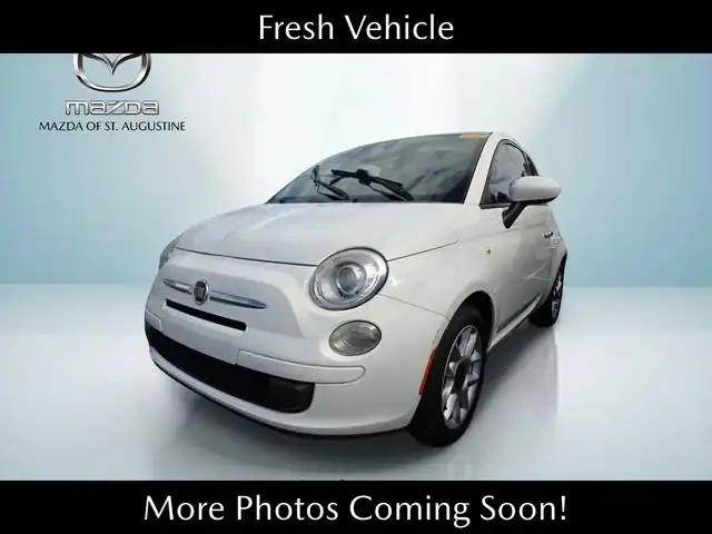 2017 FIAT 500 Pop's photo