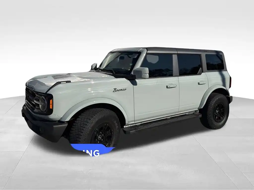2024 Ford Bronco Outer Banks 4x4's photo