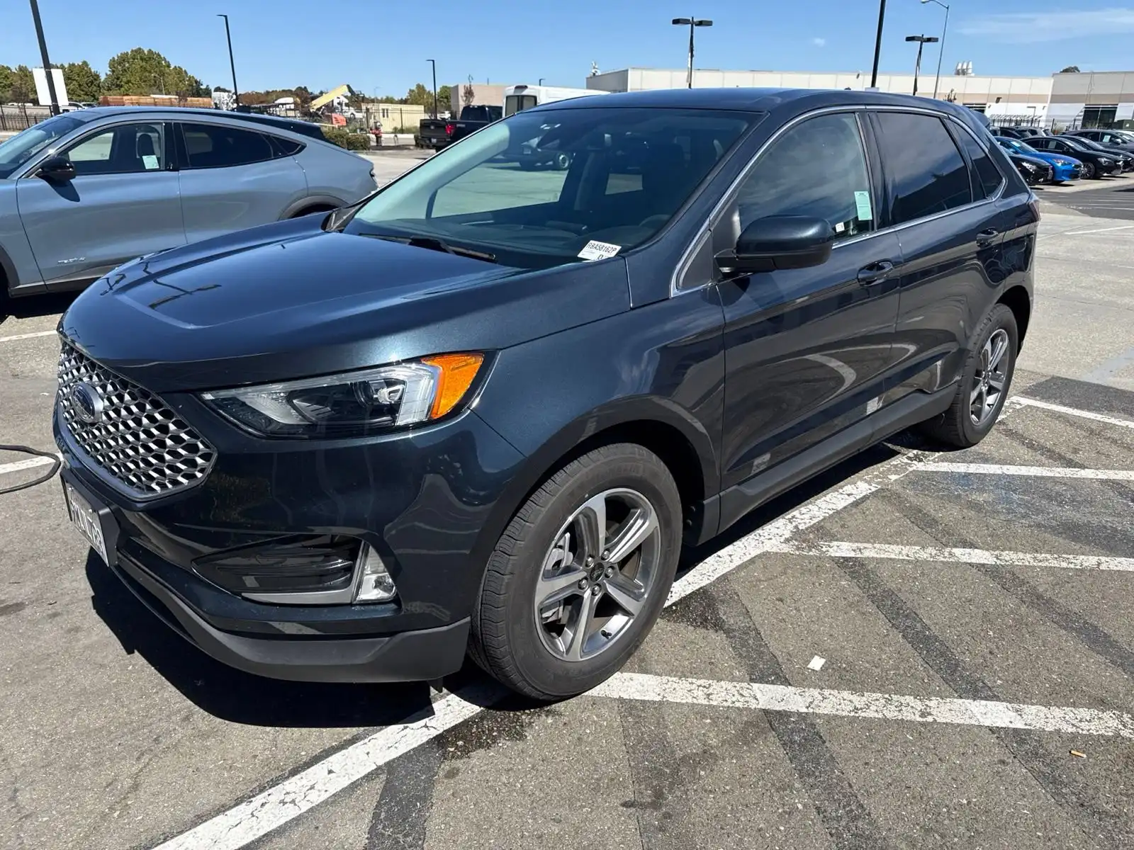 2024 Ford Edge SEL AWD's photo