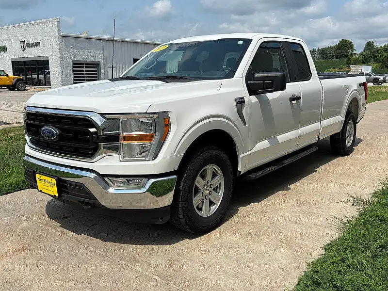 2022 Ford F-150 XLT 4WD SuperCab 8' Box's photo