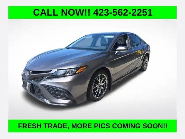 2023 Toyota Camry SE AWD's photo