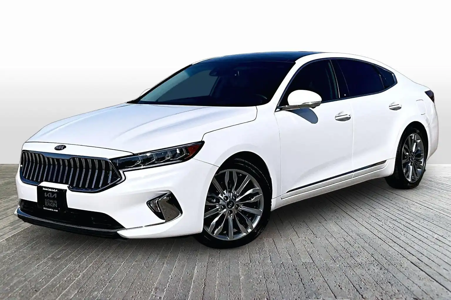 2020 Kia Cadenza Technology's photo