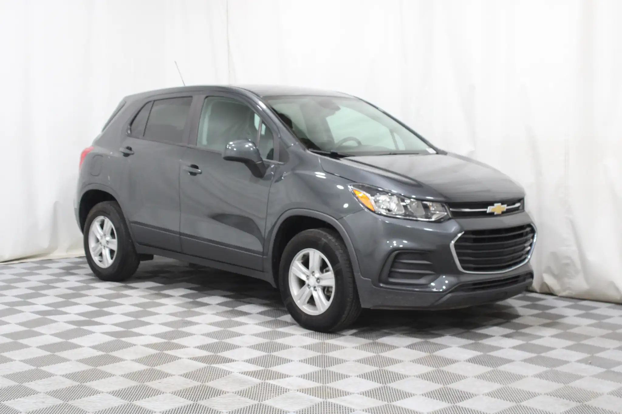 2020 Chevrolet Trax LS AWD's photo