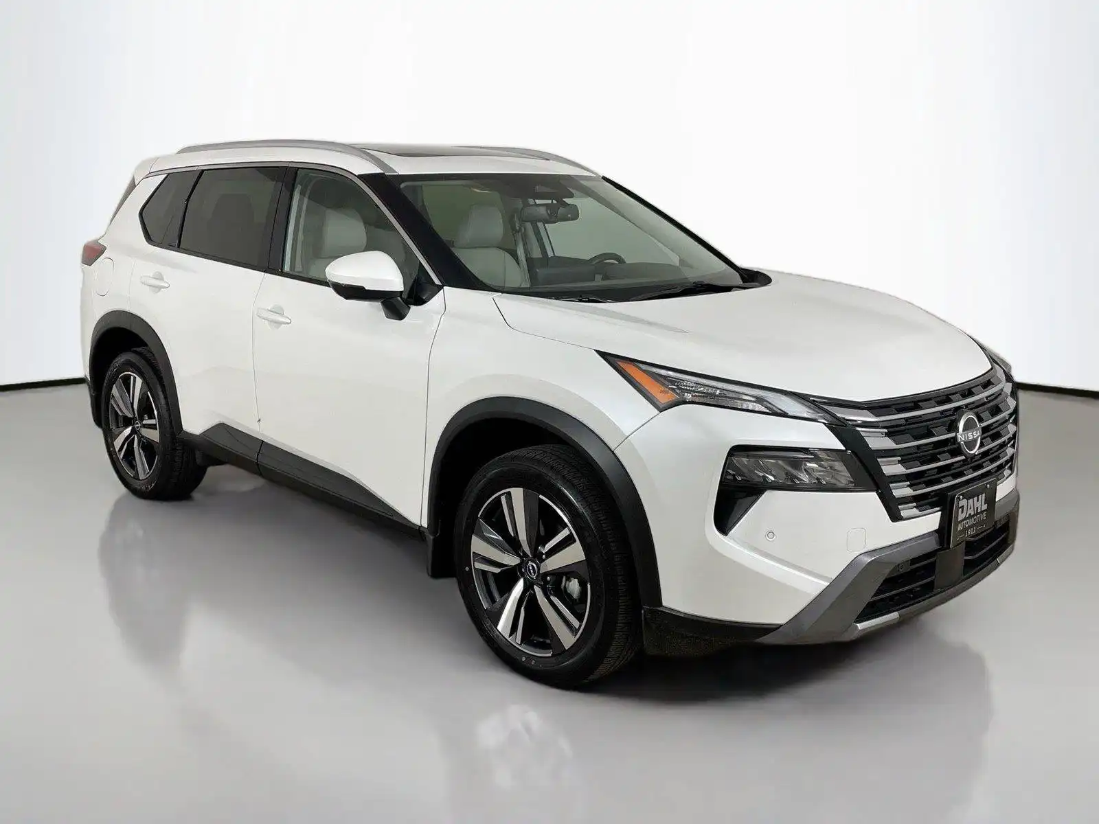 2024 Nissan Rogue SL AWD's photo