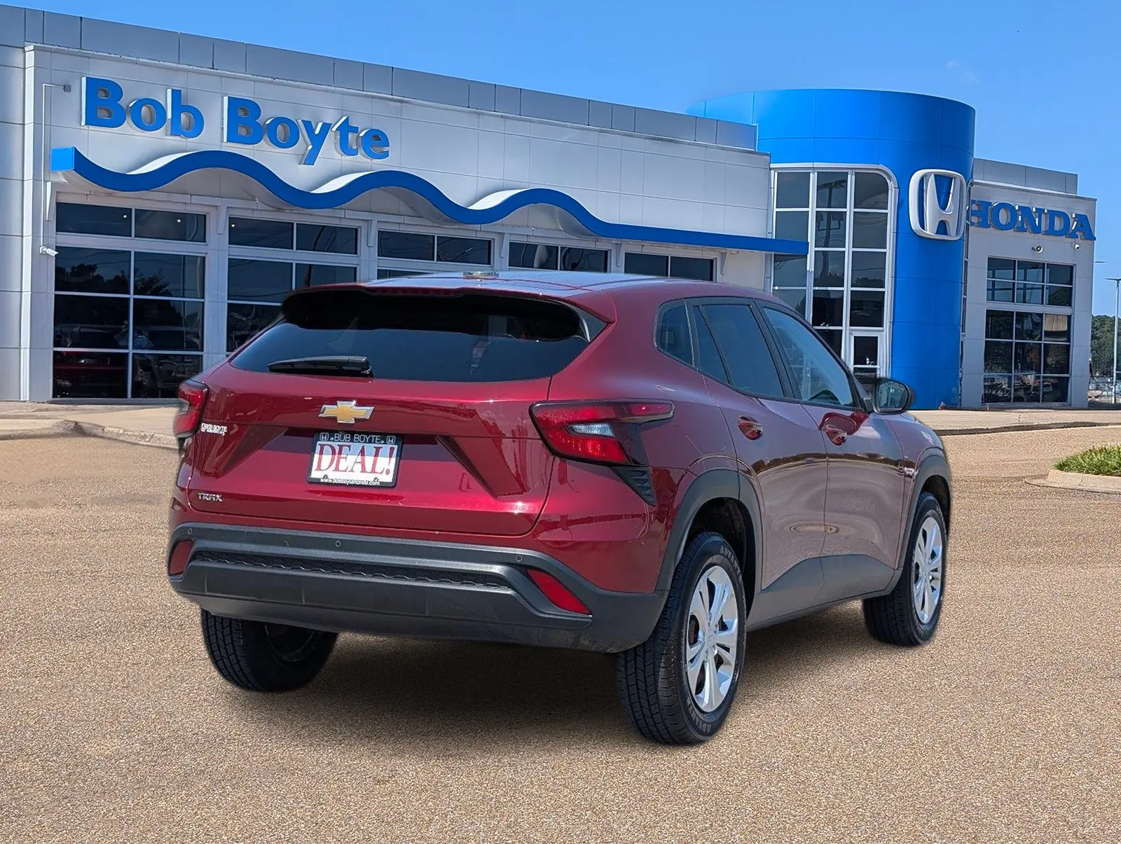2024 Chevrolet Trax LS photo 3