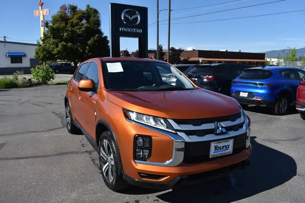 2025 Mitsubishi Outlander Sport 2.0 ES AWC CVT's photo