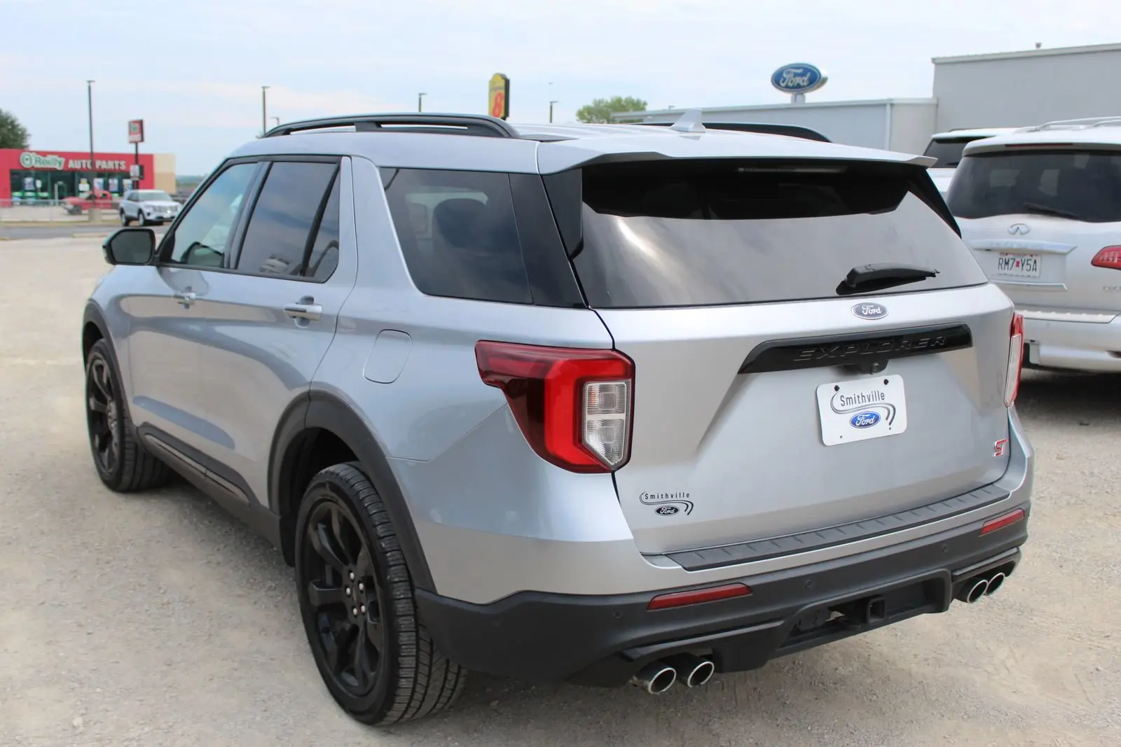 2020 Ford Explorer ST 4WD photo 4