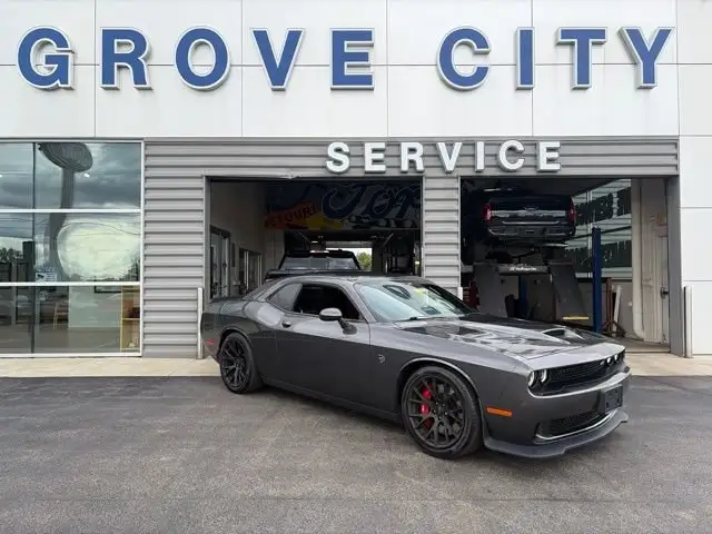 2015 Dodge Challenger SRT Hellcat photo 1