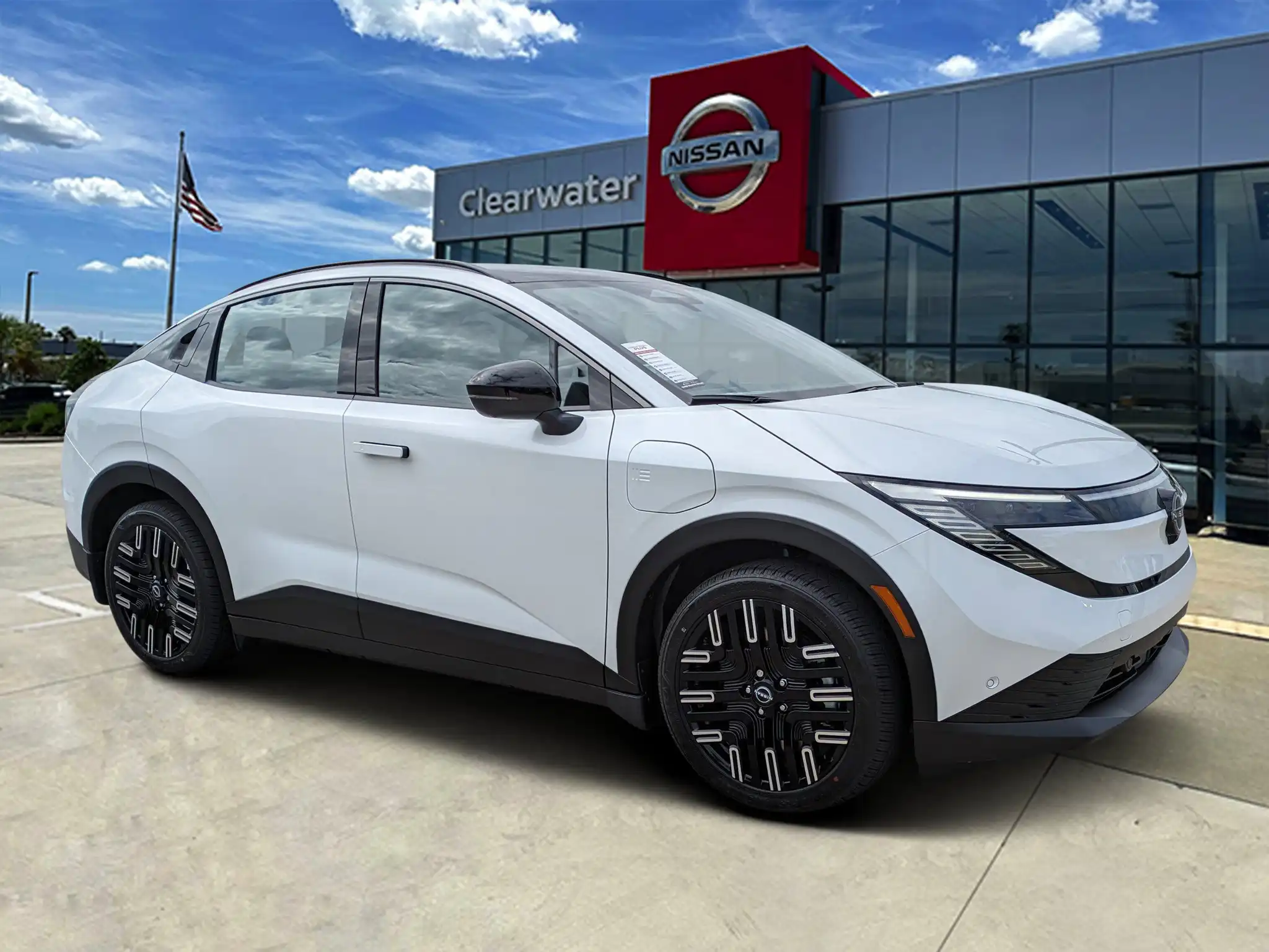 2026 Nissan Leaf Platinum+'s photo