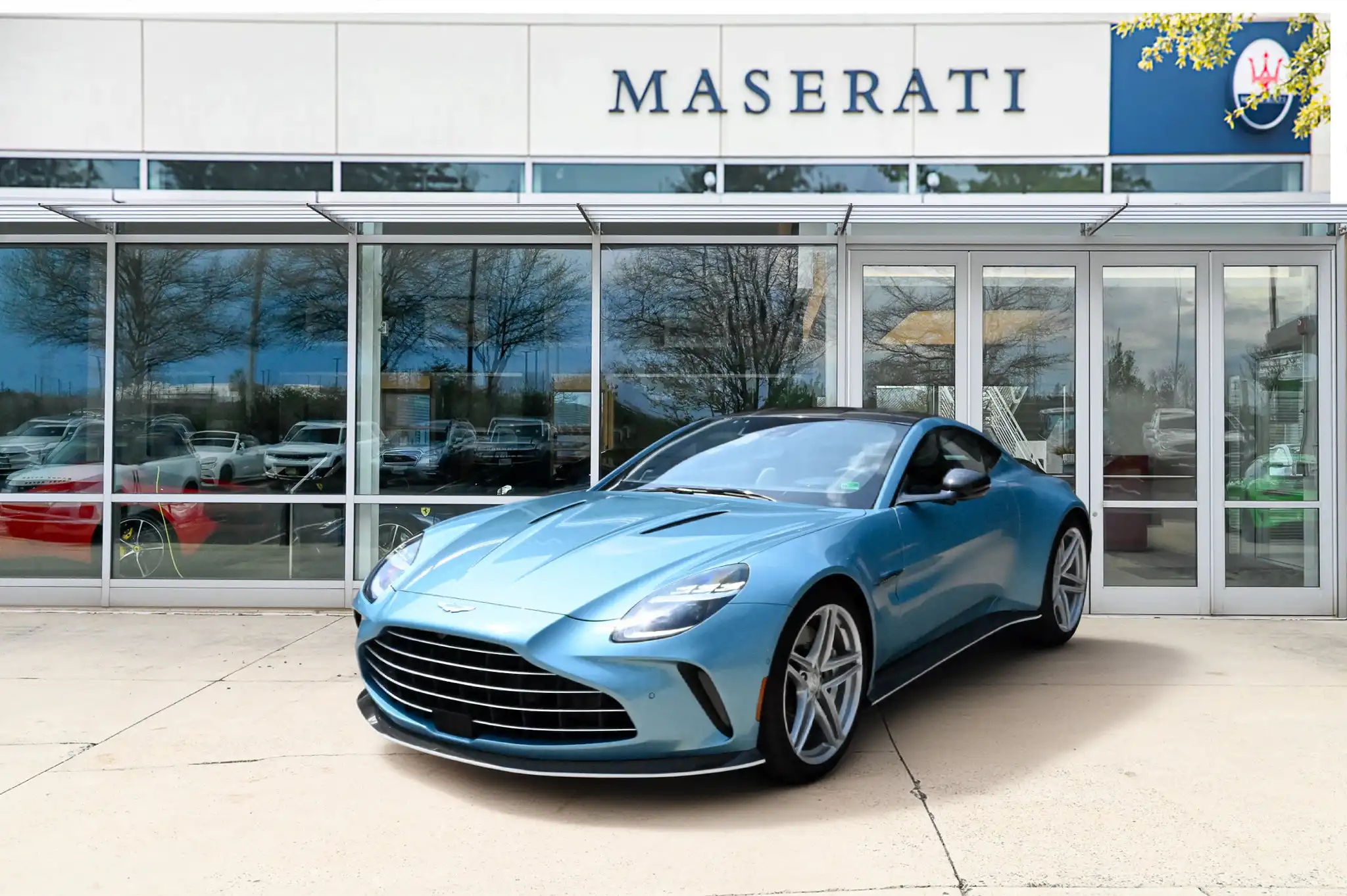 2025 Aston Martin Vantage 4.0 V8 AUTO's photo