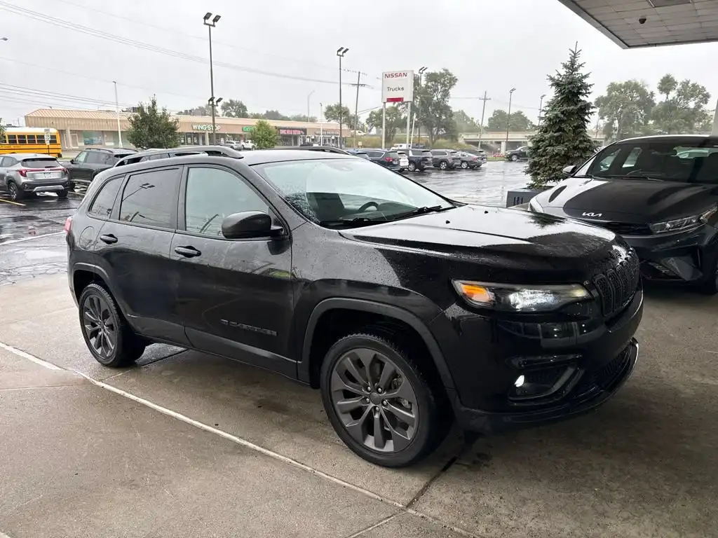 2021 Jeep Cherokee 80th Anniversary Edition 4WD's photo