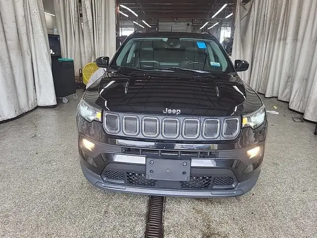 2022 Jeep Compass Latitude 4X4 photo 5