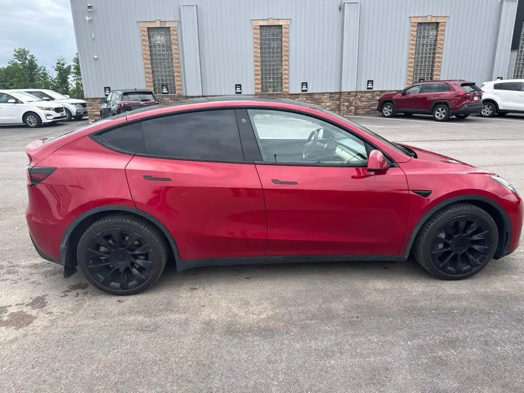 2021 Tesla Model Y Long Range Dual Motor All-Wheel Drive's photo