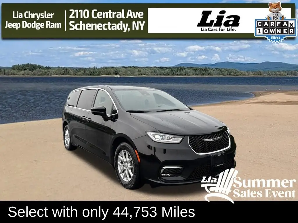 2025 Chrysler Pacifica Select photo 1