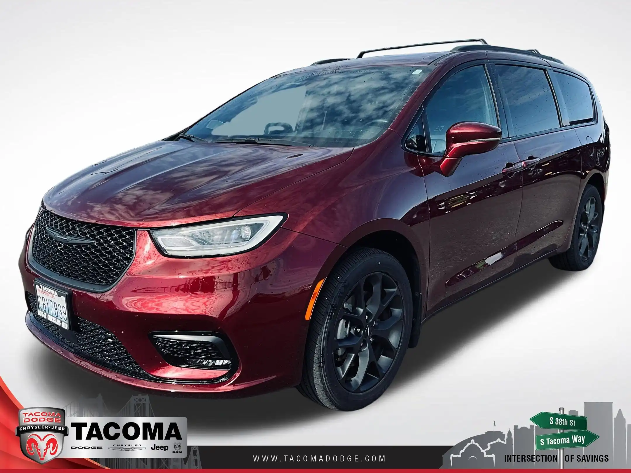 2021 Chrysler Pacifica Touring L's photo