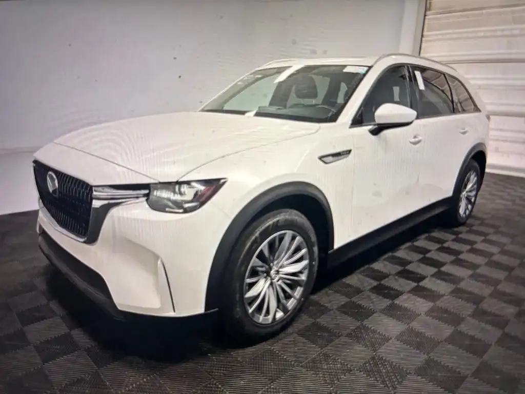 2024 Mazda CX-90 PHEV Preferred Package's photo