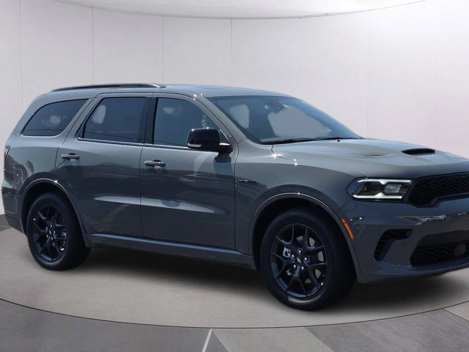 2027 Dodge Durango HEMI V8 GT AWD Plus photo 3