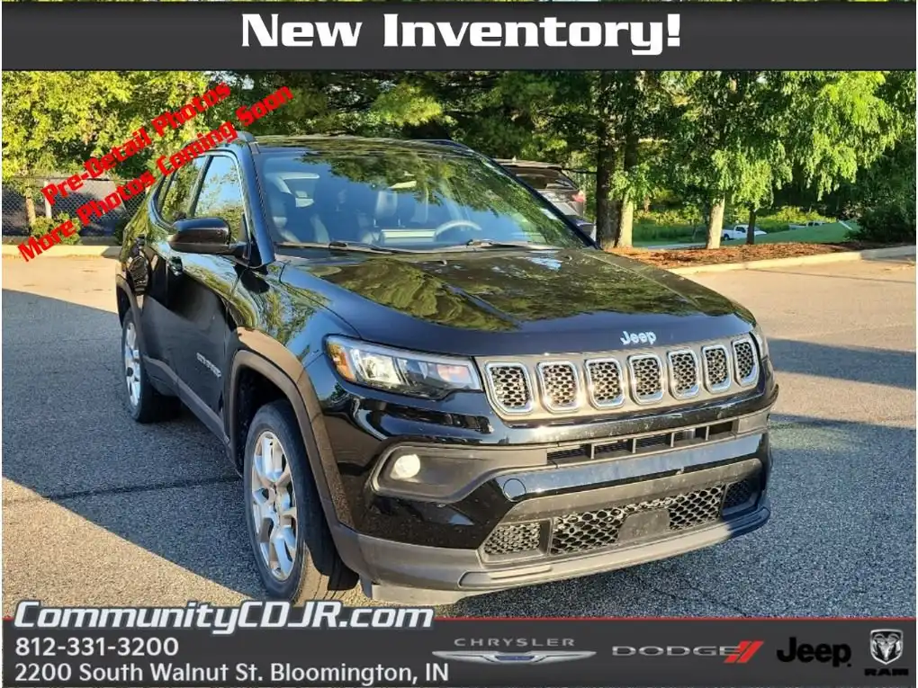 2023 Jeep Compass Latitude Lux 4X4's photo