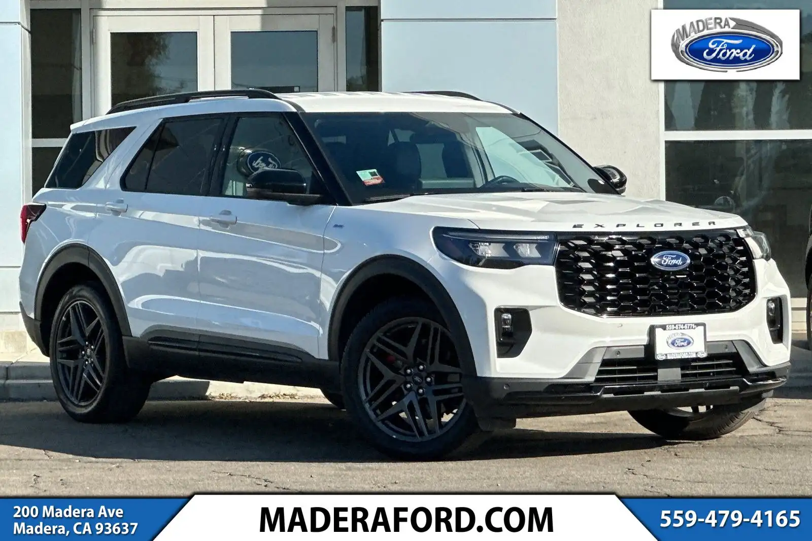 2025 Ford Explorer ST-LINE 4WD (PL535)'s photo