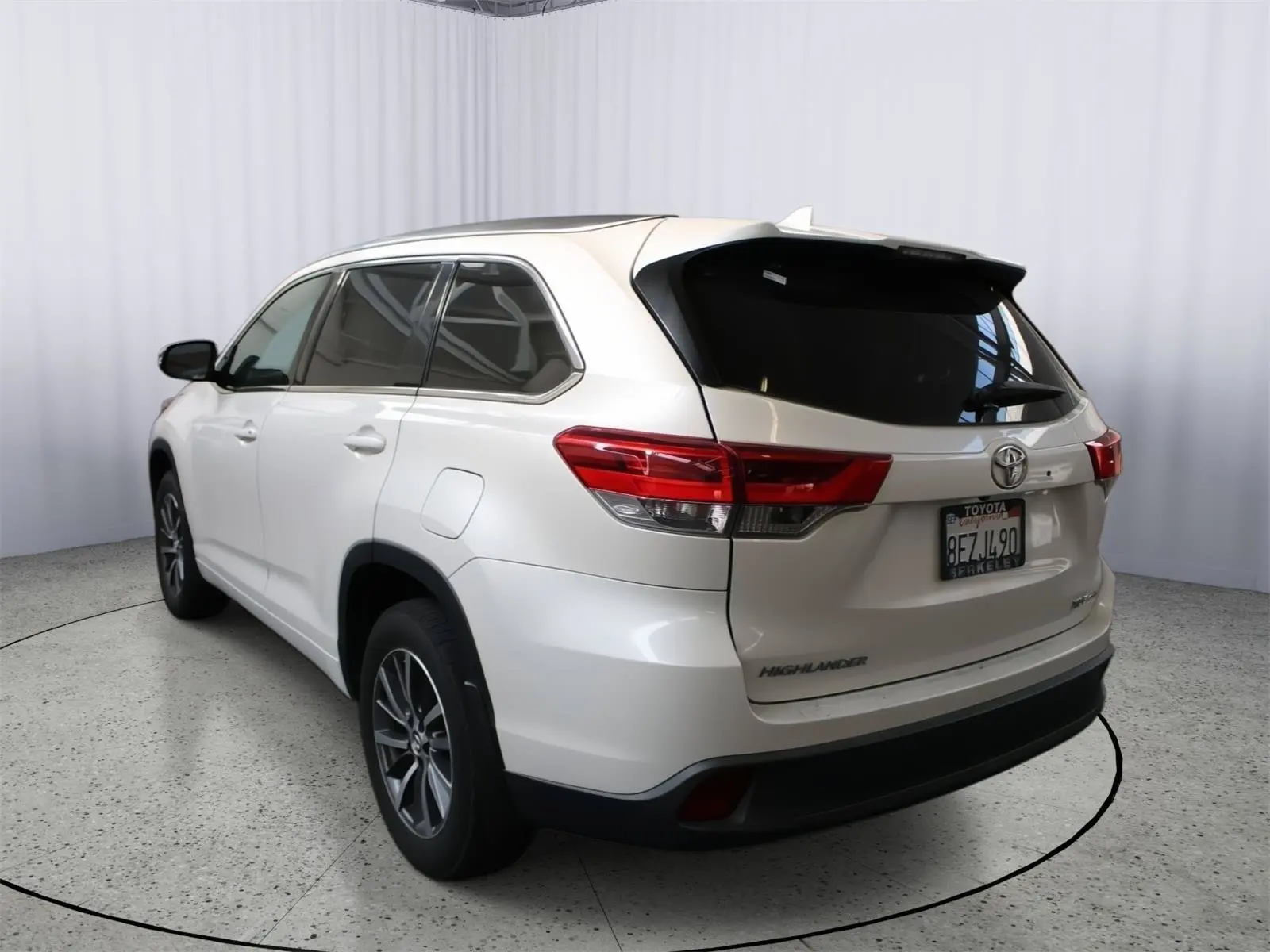 2018 Toyota Highlander XLE 4WD V6 photo 5