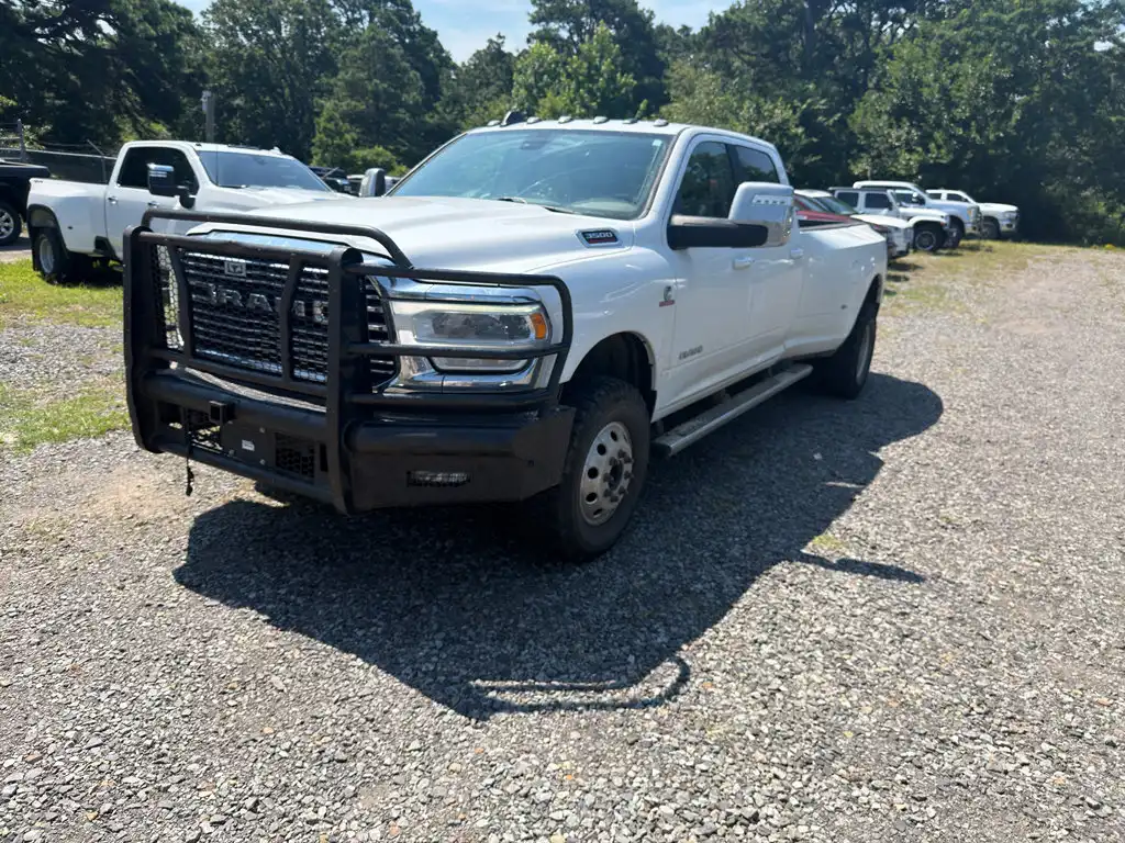 2023 RAM 3500 Laramie 4X4 Crew Cab LWB's photo